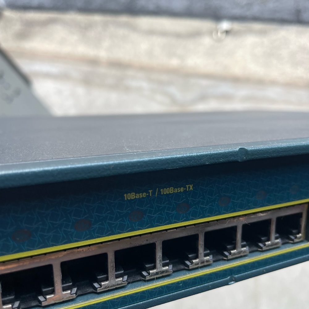 Cisco Catalyst 2950Port Managed Network Switch